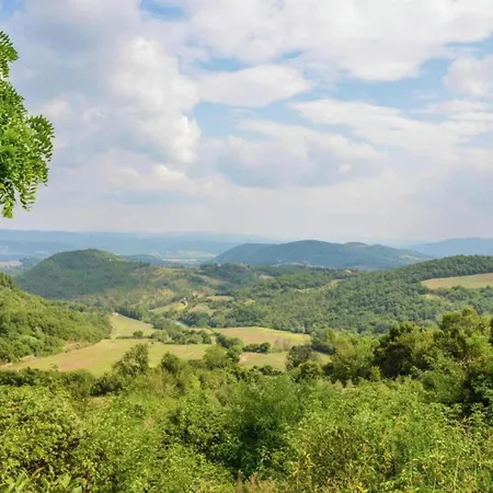 בית נופש Monte Santa Maria Pool Retreat Monte Santa Maria Tiberina